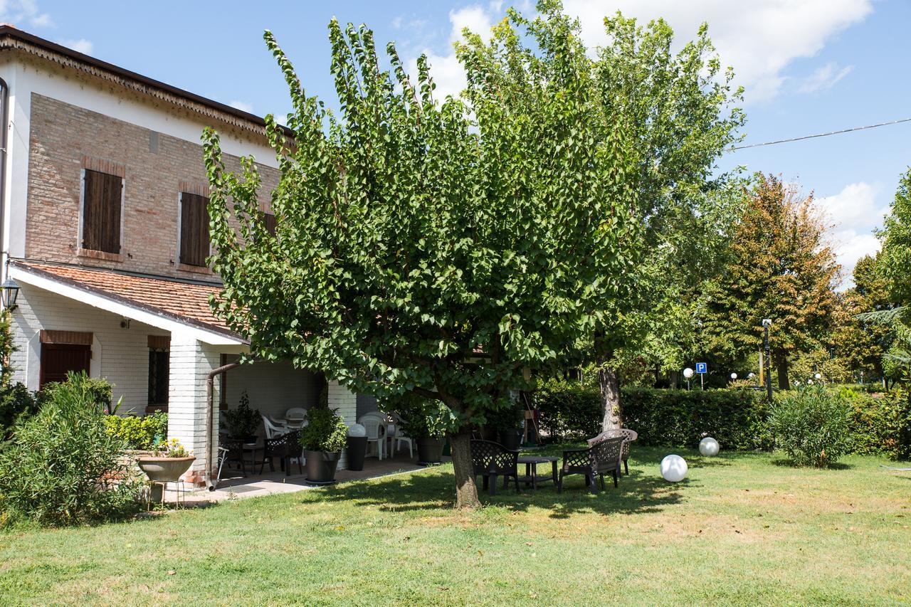 Country Resort Modena Exterior foto